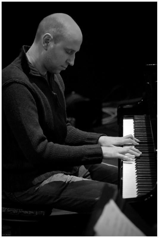 Bram Weijters op piano