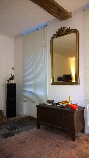 interieurfoto spiegel en kast