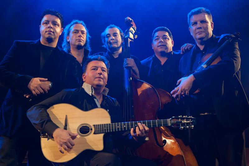 Basily Gipsy Band groepsfoto