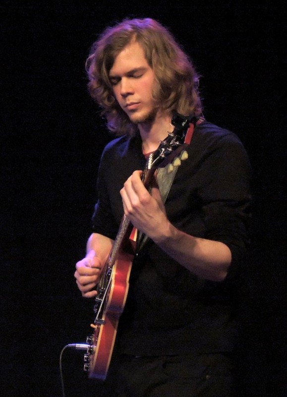 Willem Heylen op gitaar