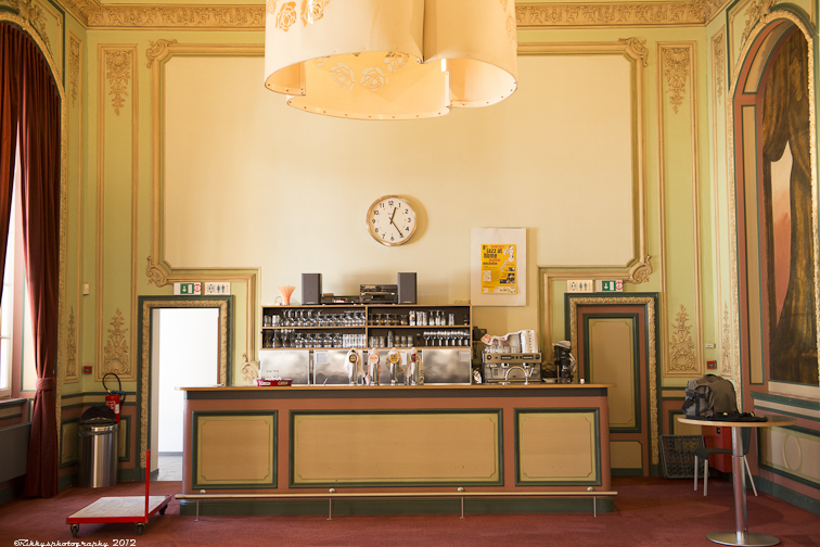 bar in foyer Stadsschouwburg