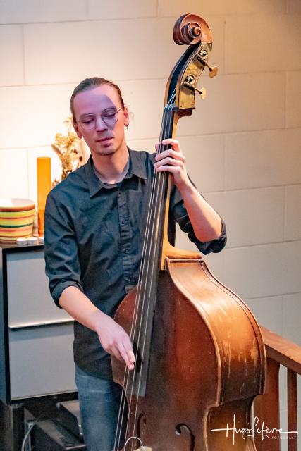 bassist François Meulemans van Interplay Project