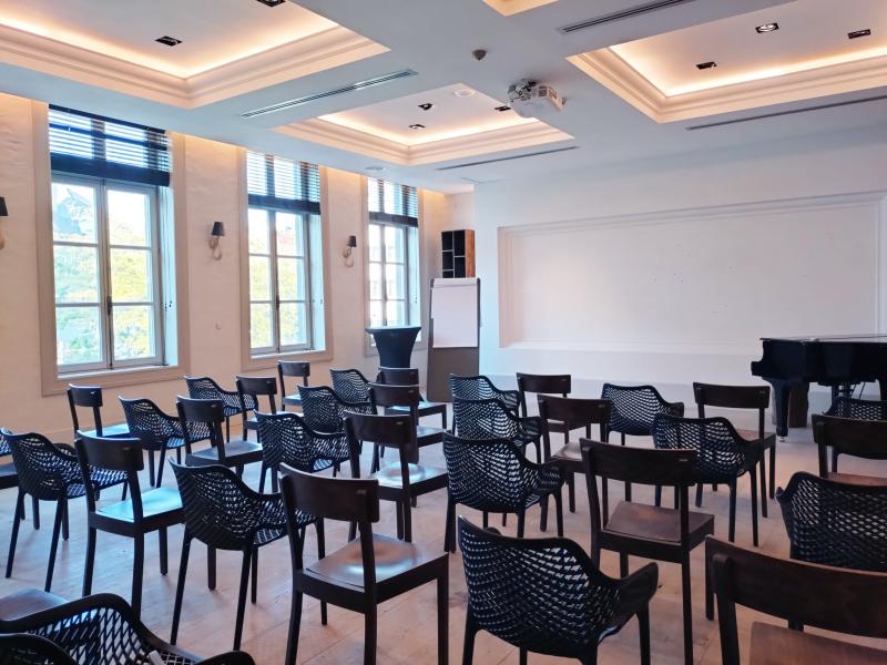 zaal eerste verdiep in Zalen Breckpot