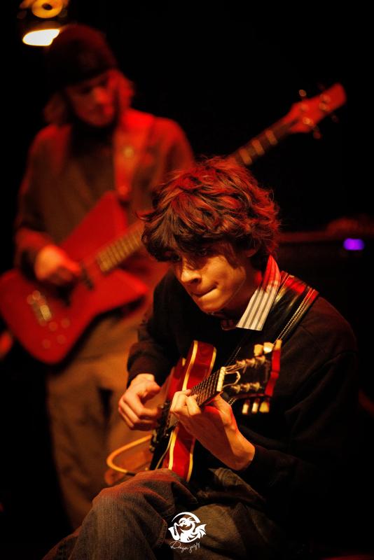 Rinnert Van Ranst speelt gitaar tijdens Dragon Jazz Contest 2026